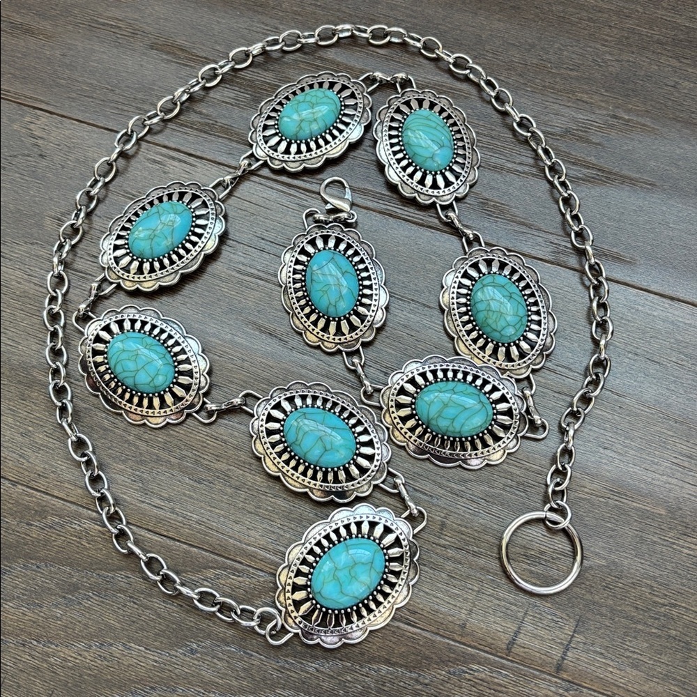 American Bison Chain belt,faux turquoise oval stones in silvertone concho,trendy